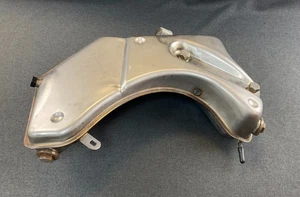 Aprilia RSV 1000 2004-2008 Inox Öltank AP8168978 - NEU - Bild 1 von 5