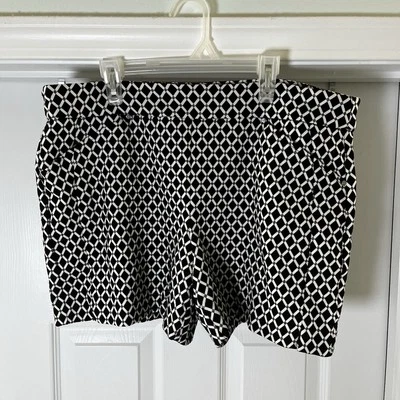 Pantalones cortos para mujer International Concepts tiro medio negros blancos talla 14 ¡Bonitos! Foto 1 de 4