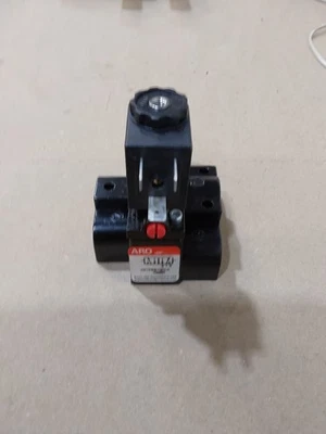ARO A213SS-120-AA2280 Solenoid Valve 120v 3/8"npt 116 218-33 - Image 1 of 4