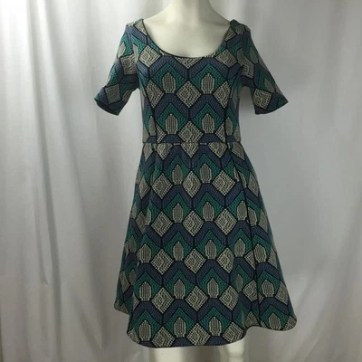 HD in Paris Jacquard Short Sleeve Scoop Neck Geometric Pattern Dress Sz S - Image 1 of 4