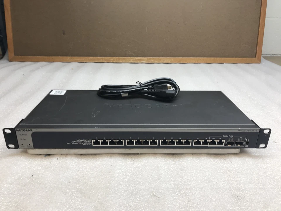 Netgear ProSafe XS716T 16-Port 10-Gigabit Smart Managed Switch w/ Rack Ears - Image 1 of 4