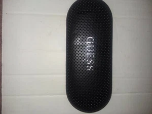 Guess Sonnenbrille/Brille schwarz Hartschale Muschelschale (nur Etui) - Bild 1 von 4