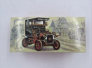 Vintage Avon "REO Depot Wagon " Wild Country After Shave in Wagon Decanter FULL - Picture 1 of 5