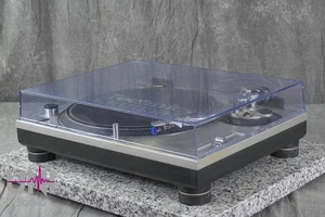 Technics SL-1200MK2 Silver Direct Drive DJ Turntable in Good condition - Picture 1 of 23