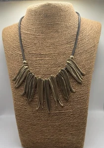 Vintage Gold tone Leaf & Leather 18” Necklace - Picture 1 of 4