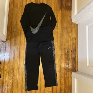 Nike Boys Youth Kids Outfit Set Pants & Shirt Size Medium Athletic Dri-Fit - Picture 1 of 2