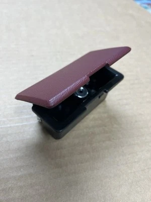 1988-94 Silverado Sierra Pickup  Extended Cab Rear Seat Ash Tray - Image 1 of 4