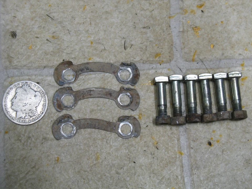 78 铃木 SP370 后方 SPROCKET BOLTS 硬件 — 第 1/3 张图片