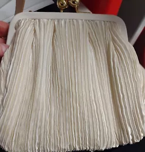 Vintage Bechamel Handtasche Elfenbein Satin Clutch Handtasche Ball Druckknopfverschluss Kordelriemen - Bild 1 von 12