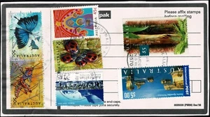 Etiqueta PostPak de paquete Australia 2004 $13,40 pagada desde 2570 a mí en 2341. - Imagen 1 de 2