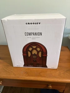Radio de Mesa Crosley CR31D Companion Retro AM/FM con Bluetooth CR31D-WA - Imagen 1 de 4