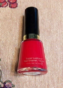 Revlon Super Lustrous Nail Enamel Polish 680 Revlon Red - Picture 1 of 3