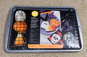 Wilton Halloween Cookie Baking Set Cookie Sheet 6 Cutters + Cooling Rack - Picture 1 of 3