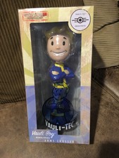 Gaming Heads Fallout 4 Vault Boy 12" ARMS CROSSED Mega Bobblehead Figure NIB
