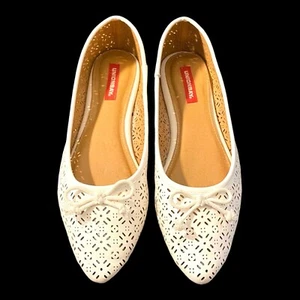 Unionbay White Dress Flats Women's Size 8.5 Cutouts Pointed Flats Slip-On  - Picture 1 of 6
