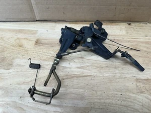 1982 TOYOTA PICKUP TRUCK HILUX 20R CARB 22R THROTTLE Linkage Carb To Firewall - Picture 1 of 8