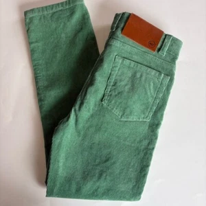Vineyard Vines Boys 8 Green Corduroy Pants Adjustable Waist NWOT - Picture 1 of 8