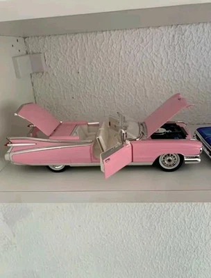  Cadillac Eldorado Biarritz del 1959 modellino in scala 1:24,da Collezione  - Immagine 1 di 4