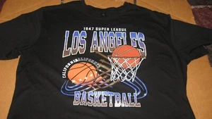 NBA LA Lakers Basketball 1947 T-Shirt Herren MEDIUM. Neu ohne Etikett - Bild 1 von 3