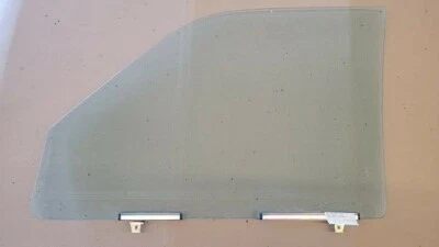 Mitsubishi Montero Sport 2001 ventana lateral del pasajero delantero derecho Foto 1 de 2