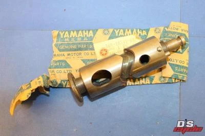 NOS YAMAHA YL2C YG5T YLCM YG5S G6S G7S CÁMARA DE CAMBIO 166-W1854-63-00 Foto 1 de 4