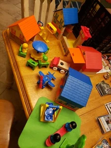 VINTAGE 1984 FIT N BUILD BLOCK TOWER W/BOX CHILD GUIDANCE 39 pcs Figures Houses - Picture 1 of 12