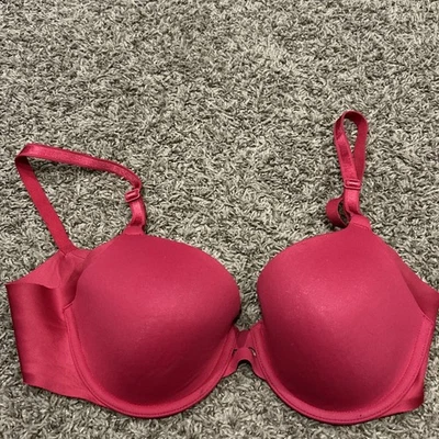 Camiseta Warners Bra 34B con aros satinado acolchado copa correa ajustable roja B31 Foto 1 de 2