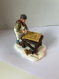 Lemax Christmas Village Figure Man Carving Wood On Table Craftsman - Picture 1 of 1