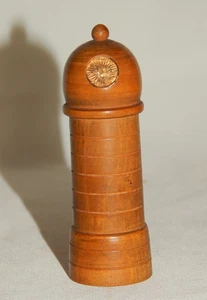 Etui à aiguilles bois noyer récipient phare publicité dralle - Photo 1/5