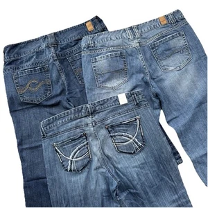 3 Stück Maurices Jeans Damen 13/14 Mid Rise Akzent dicke Nähte distressed - Bild 1 von 18