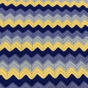 VTG Handmade Chevron Crochet Afghan Throw Lap Blanket Zig Zag Baby Blue Yellow - Picture 1 of 10