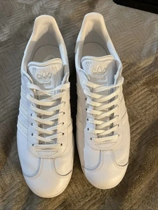 Men's adidas Gazelle Shoes White Gold BB5498 Size 9 Men - Picture 1 of 10