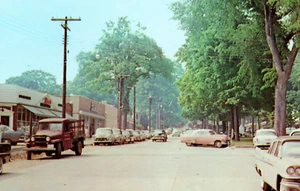 CT New Milford Connecticut Main Street 1950er Postkarte Auto Automobil - Bild 1 von 3