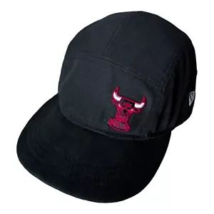 Cappello da campeggio Chicago Bulls New Era 5 pannelli legno duro classico berretto da palla NBA strapback - Foto 1 di 9