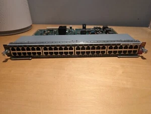 48-portowy przełącznik Cisco WS-X4748-RJ45V+E 802.3AF PoE i 802.3at PoEP, 10/100/1000 - Zdjęcie 1 z 6