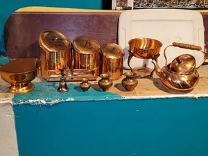 Vintage Kupfer Kanister Set, Wärmer Ständer, Teekanne, Schaufel, 3 Mini Vasen, Glocke (12) - Bild 1 von 24