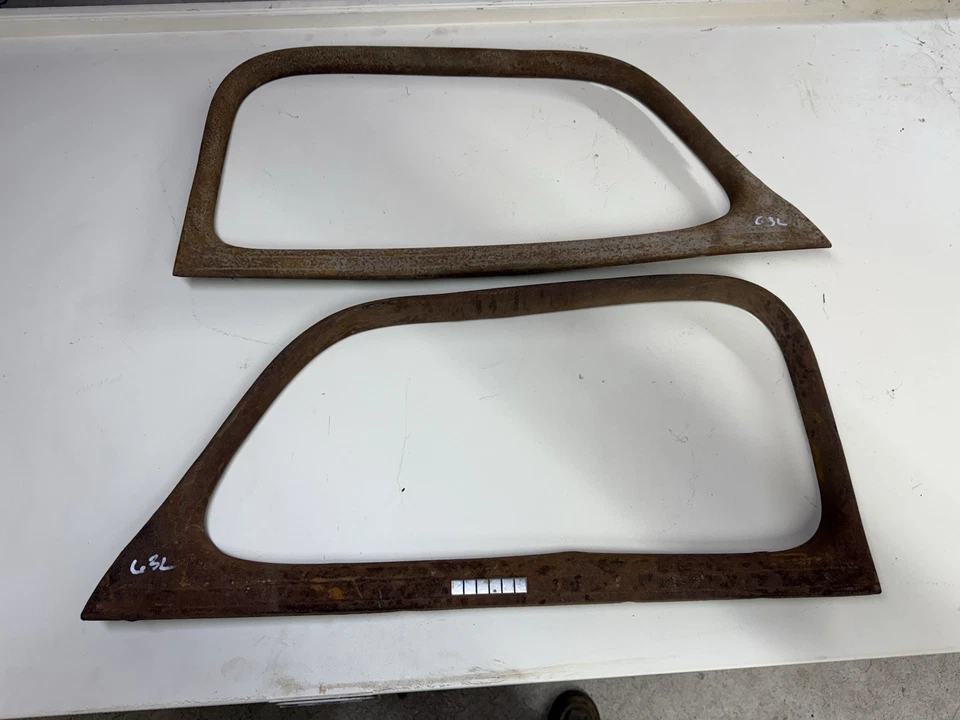 Chevy 1940 sedán de 4 puertas puerta delantera ventana adorno molduras originales GM par especial Foto 1 de 4