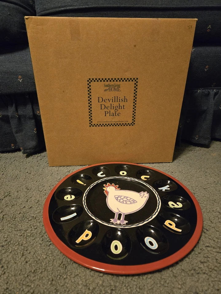 Plato de delicia diabólica Southern Living at Home Foto 1 de 1