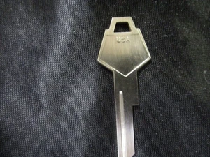 NOS Curtis Industries Original Schlüssel Rohlinge Y-152 2er Set für 56-67 Chrysler - Bild 1 von 2