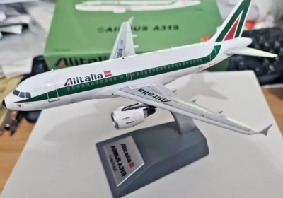 Alitalia TEAM Airbus A319 CEO  I-BIMI - Scala 1:200 Die Cast - JFox 200 - Immagine 1 di 4