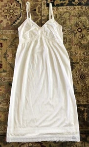 Vintage Full Slip JC PENNEY Size 34 Adjustable Straps Nylon Lace Grandma Core - Picture 1 of 7