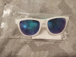Victoria Secret Pink Spring Break Sunglasses White And Teal 🩵 - Picture 1 of 2