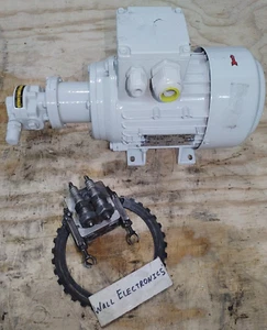 Baier+Koppel C610762 Motor 7AA71M04K B3/B14 =NOS= MZN3-25B 333177 - Picture 1 of 11