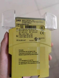 One New Pilz Safety Relay Module S1MN 24VAC/DC 2c/o 839400 - Picture 1 of 5