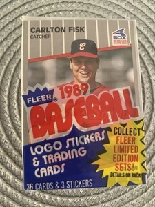 1989 Fleer Cello Pack With Carlton Fisk On The Front -NICE CELLO PACK!!! - Picture 1 of 2