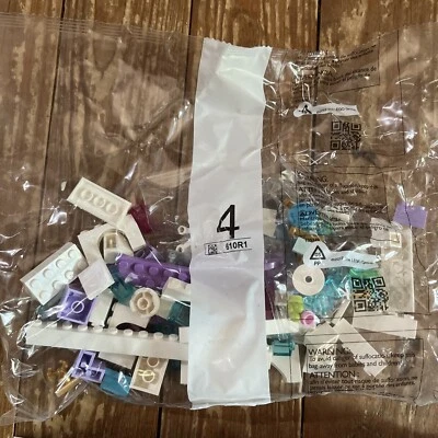 43172 LEGO Disney Princess Frozen Minifigure Parts Bag 4 Only Elsa’s Castle - Image 1 of 2