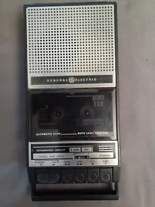 General Electric AC/Battery Portable Cassette Recorder #3-5151A *cover - Picture 1 of 7