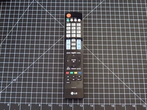 Telecomando originale per TV LG per 47" LED LCD HDTV 47LD650 - Foto 1 di 14