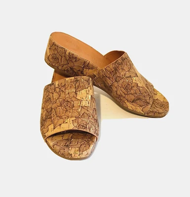 WOMEN'S KENNETH COLE GENTLE SOULS JUDITH WEDGE SLIDE SANDAL CORK US 7.5 EU 38 - Image 1 of 4