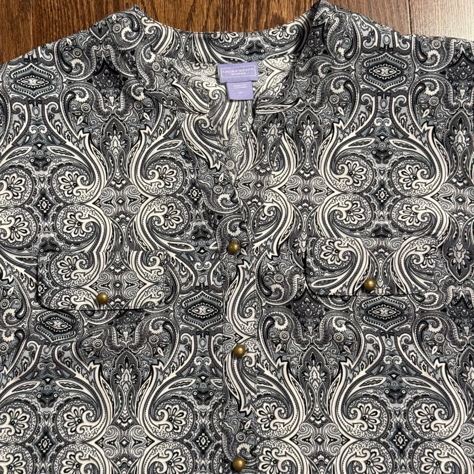 Blusa LAURA SCOTT Mujer-Negro y Gris Paisley Abotonada Manga Larga Ajustable-TALLA-2x Foto 1 de 4